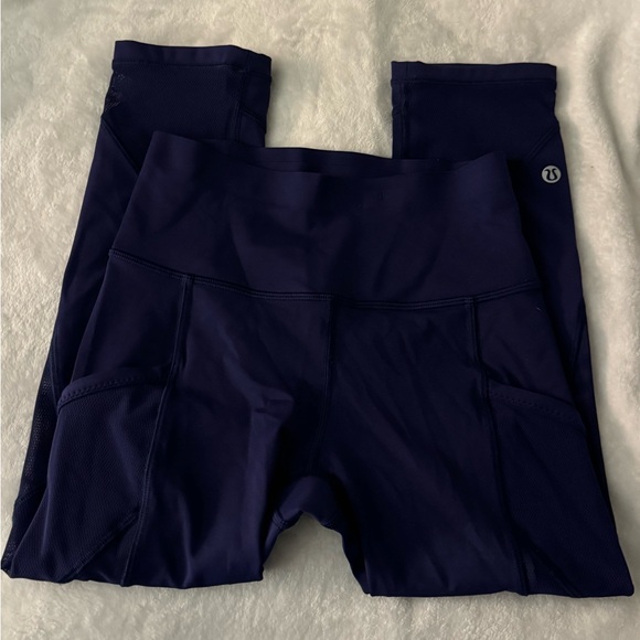Lululemon fast as light crop - Picture 4 of 7